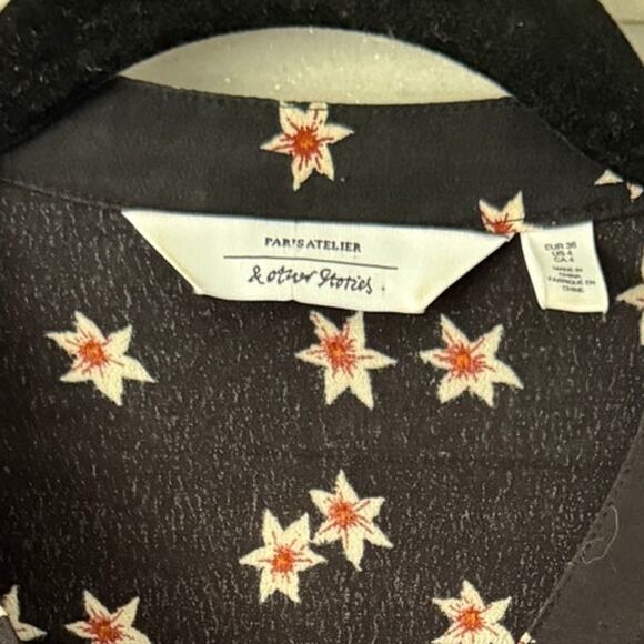 & OTHER STORIES Midi Ruffle Tie Button Front Viscose Ditsy Floral Dress 4 Black - Picture 3 of 6